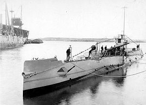 USS S-22 (SS-127) httpsuploadwikimediaorgwikipediacommonsthu