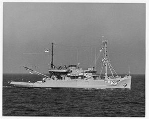 USS Safeguard (ARS-25) httpsuploadwikimediaorgwikipediacommonsthu