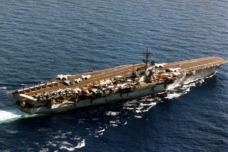 USS Saratoga (CV-60) FileUSS Saratoga CV60 stbd quarter view 1985jpg Wikimedia Commons