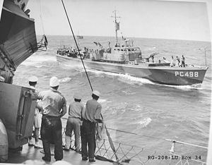 USS SC-498 httpsuploadwikimediaorgwikipediaenthumb4