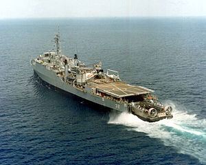 USS Spiegel Grove (LSD-32) httpsuploadwikimediaorgwikipediacommonsthu