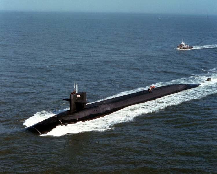 USS Tennessee (SSBN-734) Submarine Photo Index