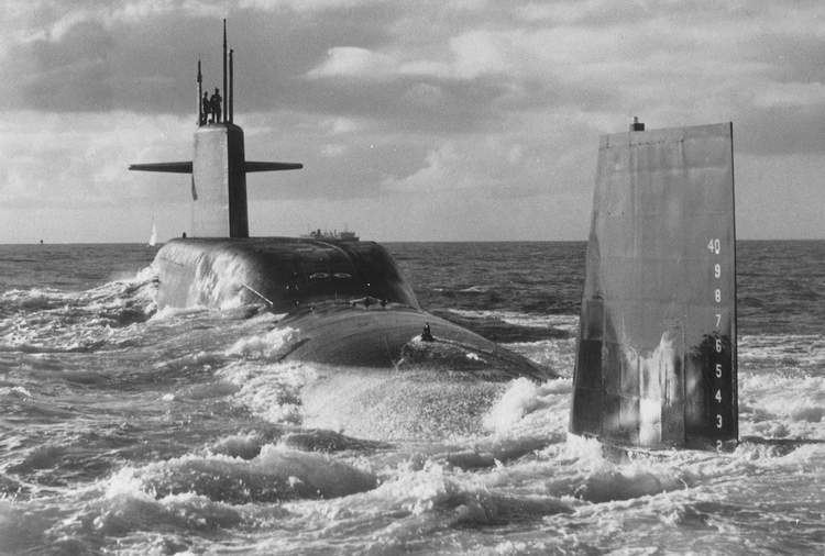 USS Thomas Jefferson (SSBN-618) Submarine Photo Index