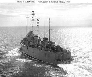 USS Triumph (AM-323) httpsuploadwikimediaorgwikipediacommonsthu