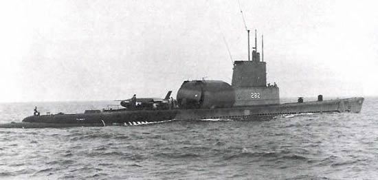 USS Tunny (SS-282) Tunny SS282 of the US Navy American Submarine of the Gato class