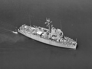 USS Valor (AM-472) httpsuploadwikimediaorgwikipediacommonsthu