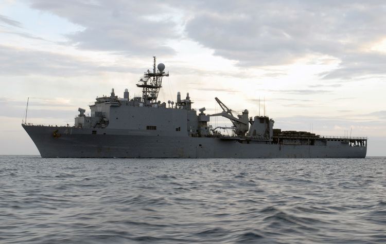 USS Whidbey Island (LSD-41) wwwnavsourceorgarchives101210124113jpg