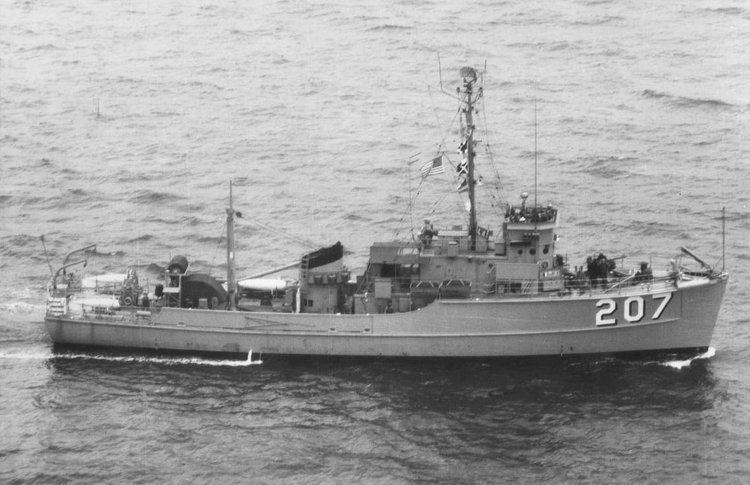 USS Whippoorwill (AMS-207)