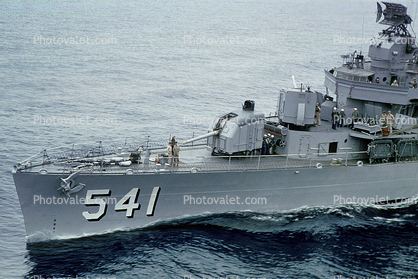 USS Yarnall (DD-541) USS Yarnall DD541 2050ton Fletcher class destroyer USN United