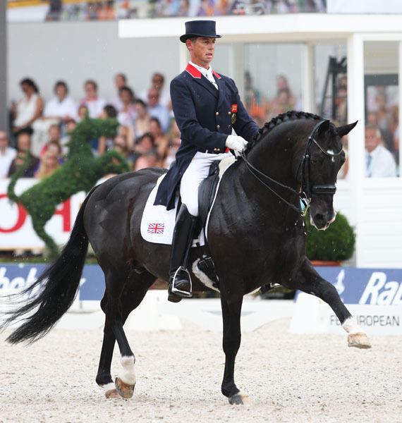 Uthopia New Olympic Freestyle Wrapped Up Carl Hester Shows Off Fitter