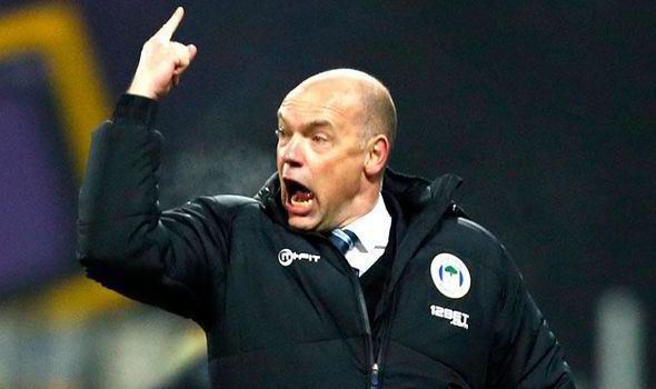 Uwe Rösler Uwe Rosler Wigan will rock against Bolton Football Sport