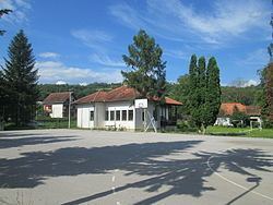 Uzići httpsuploadwikimediaorgwikipediacommonsthu