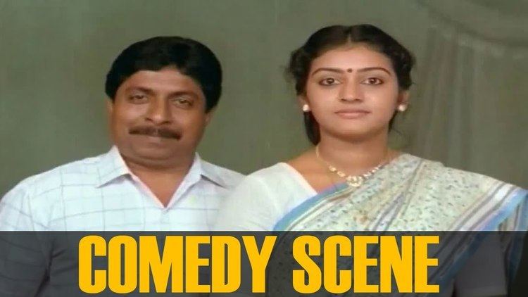 Vadakkunokkiyantram Sreenivasan Parvathi and Mammukoya Comedy Scene