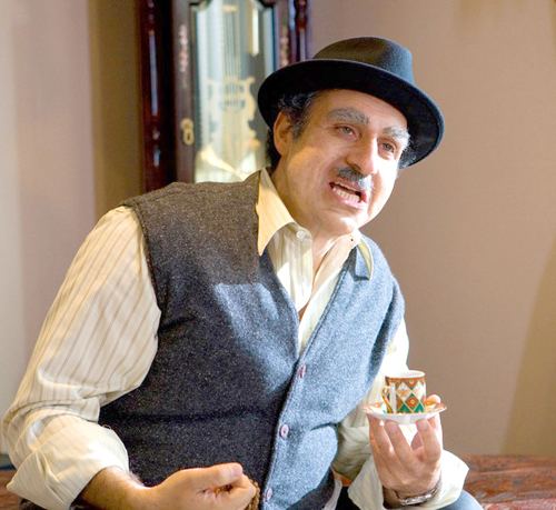 Vahik Pirhamzei Pirhamzei takes Iranian Armenian cultures to Hollywood Salam