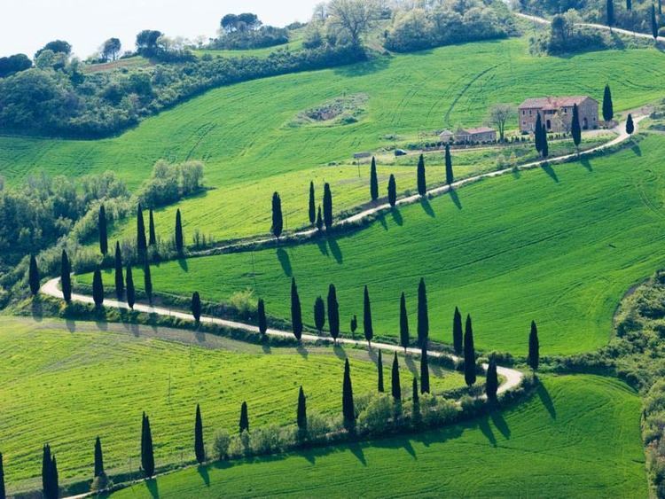 Val d'Orcia Val d39Orcia UNESCO World Heritage Sites Travel ideas