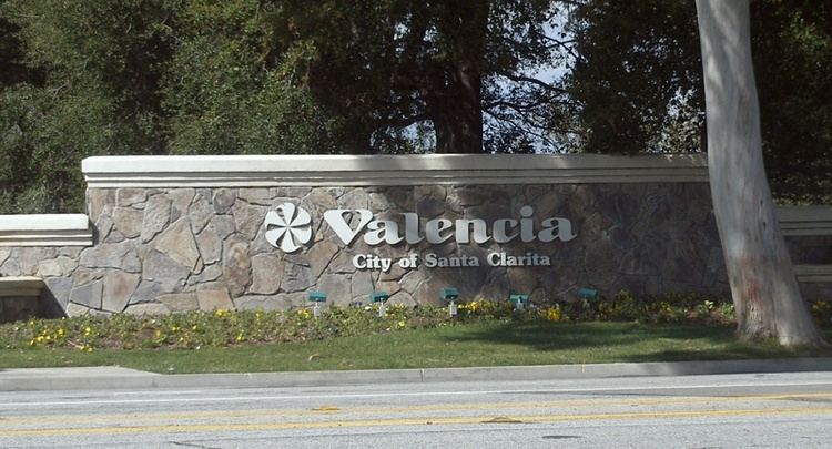 Valencia, Santa Clarita, California httpsuploadwikimediaorgwikipediacommonsee