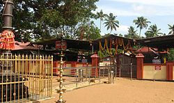 Valiya Koonambaikulam temple httpsuploadwikimediaorgwikipediacommonsthu