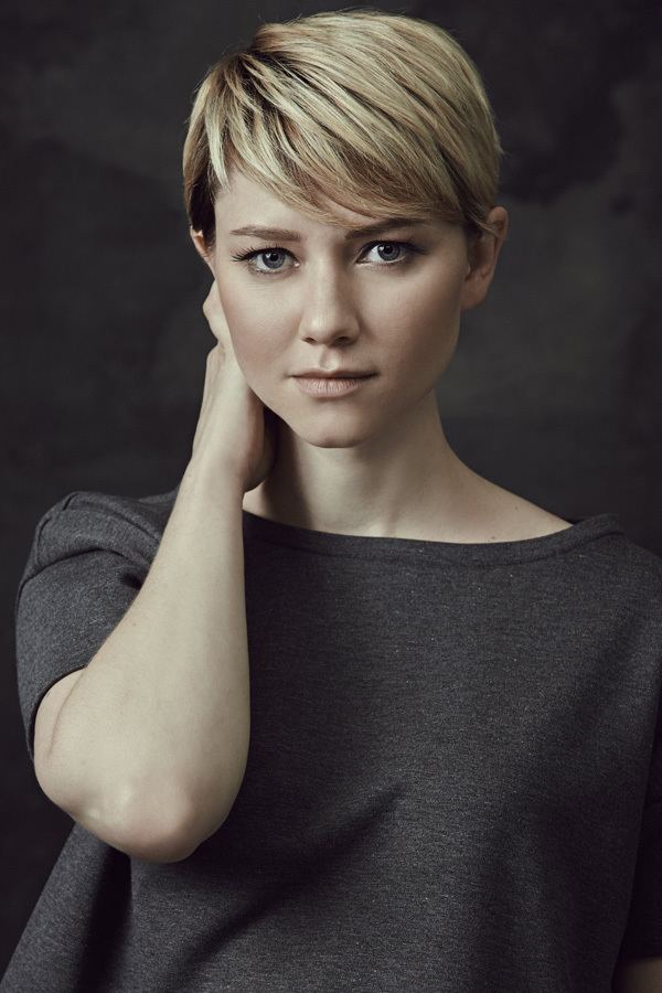 Valorie Curry More Promotional Images of Valorie Curry for 39The