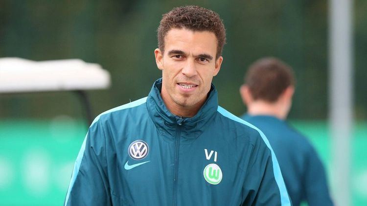Valérien Ismaël Wolfsburg hand Valerien Ismael head coach role on permanent basis