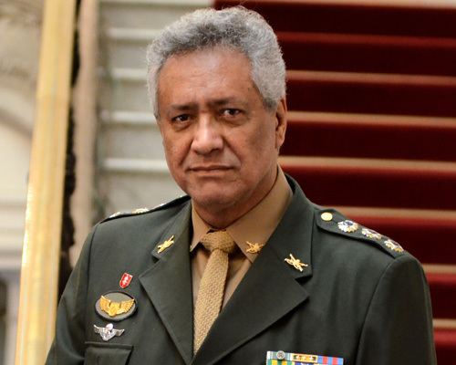 Valter Santos httpsuploadwikimediaorgwikipediapt440Val