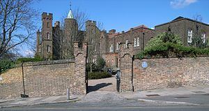 Vanbrugh Castle httpsuploadwikimediaorgwikipediacommonsthu