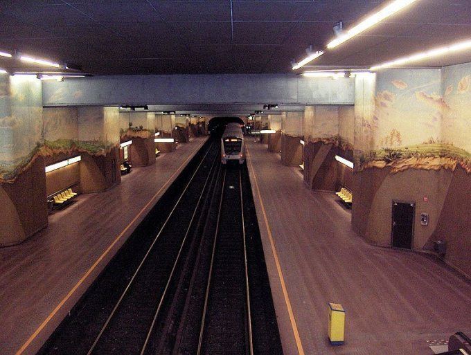 Vandervelde metro station