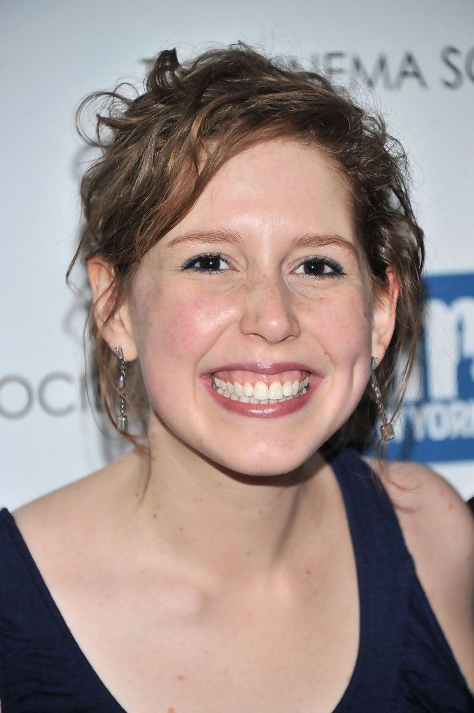 Vanessa Bayer Vanessa Bayer Photos The Cinema Society With DKNY Jeans