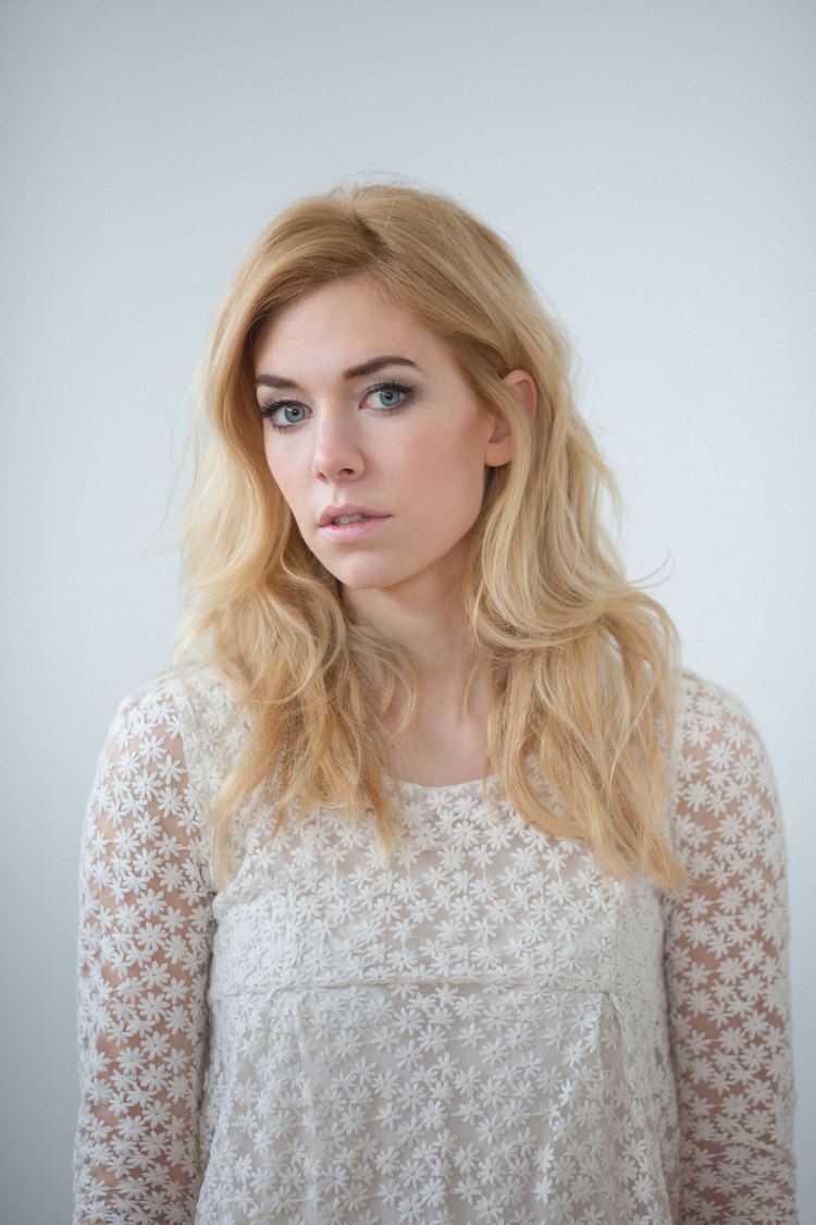 Vanessa Kirby Watch this face Vanessa Kirby on Kate Mosse39s Labyrinth