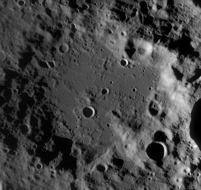 Van't Hoff (crater)