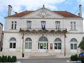 Vars, Charente httpsuploadwikimediaorgwikipediacommonsthu