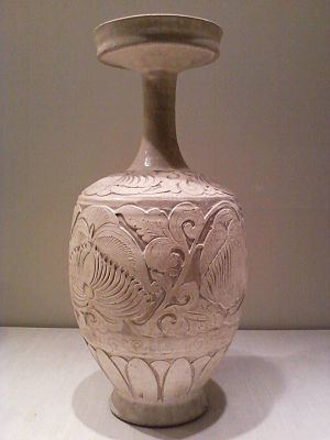 Vase with carved peony scrolls httpsuploadwikimediaorgwikipediacommonsthu