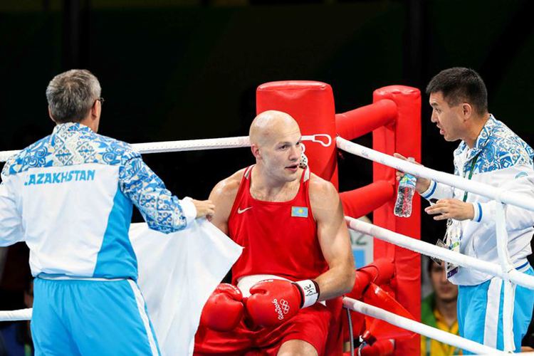 Vasily Levit 2016 Kazakhstani Vasily Levit knocked out Chinese boxer