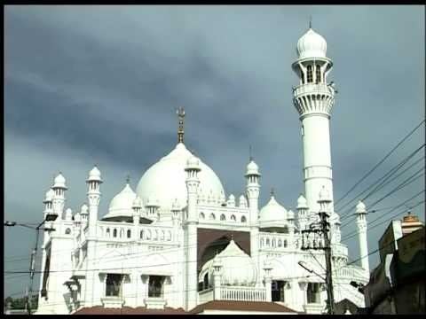 Vavar Vavar mosque Shrine of a Muslim saint who worshipped Ayappa YouTube