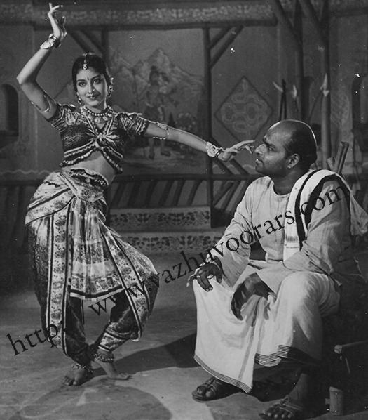 Vazhuvoor Rare photos of Vazhuvoor Ramaiah Pillai in action Cinema Nritya