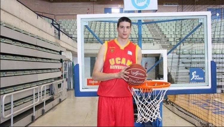 Víctor Arteaga Basket El pvot Vctor Arteaga nuevo jugador del Movistar Estudiantes