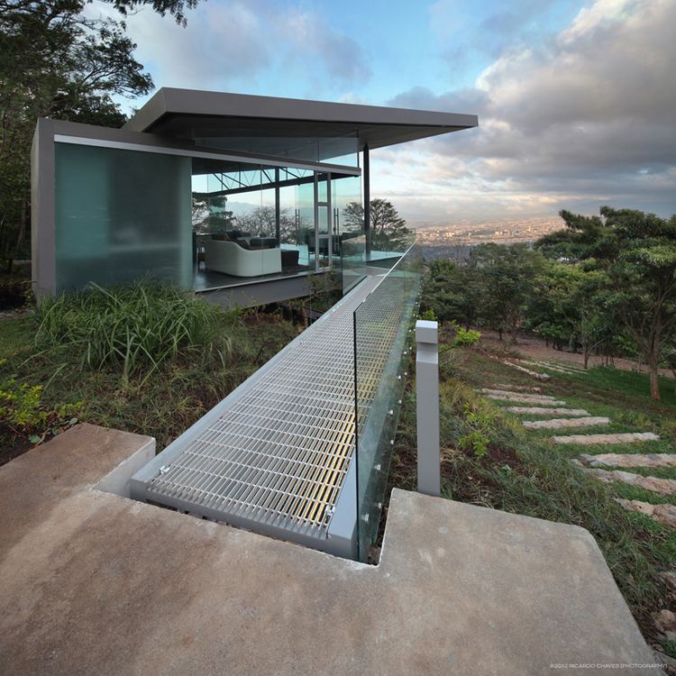Victor Canas Costa Rican Getaway House