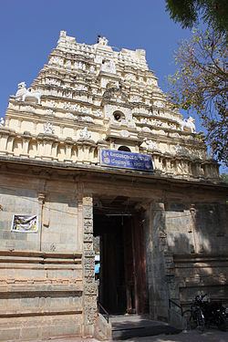 Veeranarayana Temple, Gadag httpsuploadwikimediaorgwikipediacommonsthu