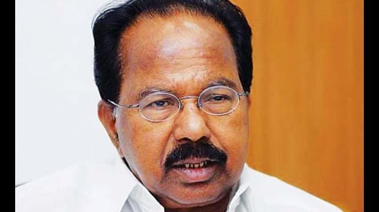 Veerappa Moily M Veerappa Moily hints at young blood at party top