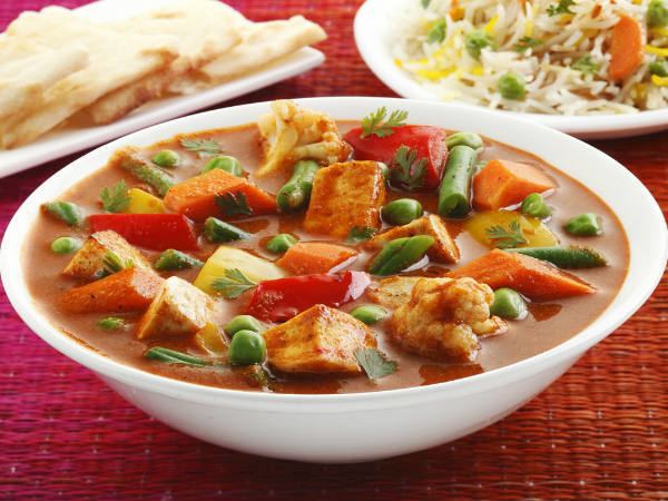 Veg kolhapuri Maharashtrian Special Veg Kolhapuri Gravy Recipe Boldskycom
