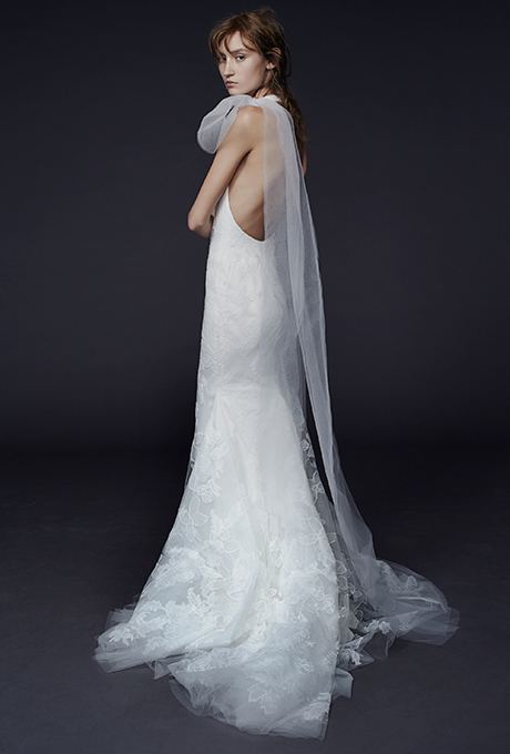 Vera Wang Vera Wang Wedding Dresses Fall 2015 Bridal Runway