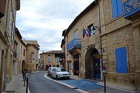 Vers-Pont-du-Gard httpsuploadwikimediaorgwikipediacommonsthu