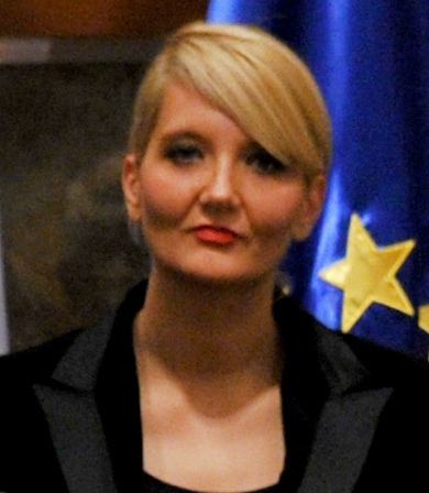 Vesna Györkös Žnidar uploadwikimediaorgwikipediacommons118Vesna