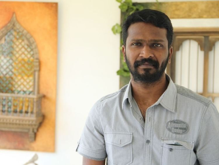 Vetrimaaran Vetrimaaran makes Dinesh a Kutravaali iFlickz