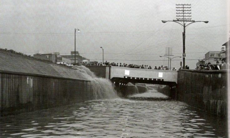 Viaducto Miguel Alemán Inundacin en el viaducto Miguel Alemn la altura de la calle