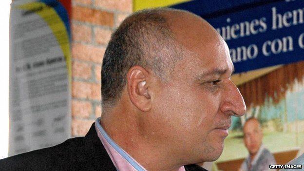 Vicente Castaño Colombian police arrest paramilitary leader Movil 5 BBC News