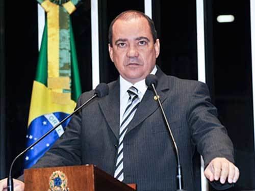 Vicentinho Alves Vicentinho Alves vota a favor da MP que reestrutura carreira de
