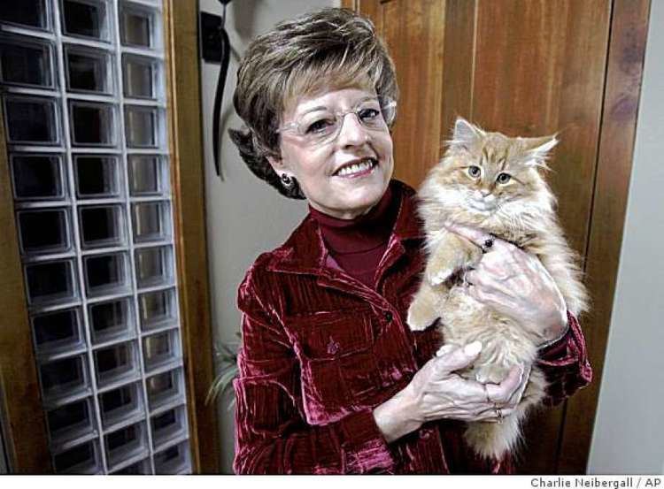 Vicki Myron Librarian author has a new cat in her life SFGate