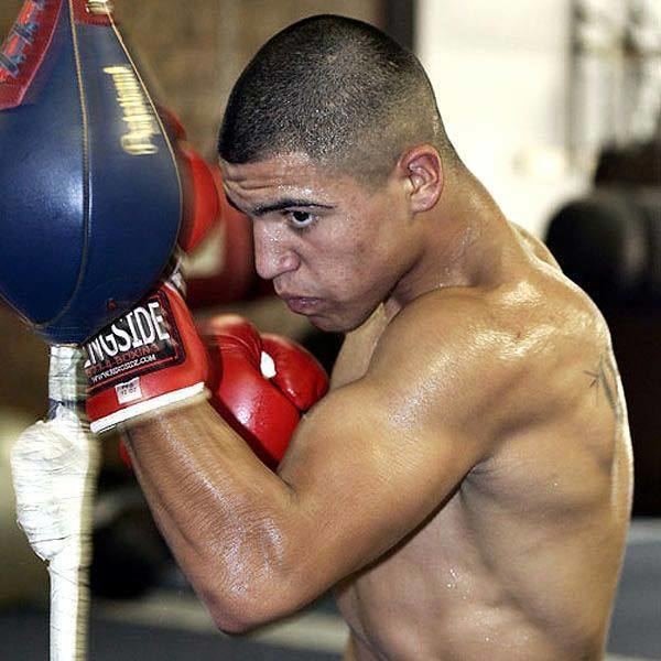 Victor Ortiz Victor Ortiz Biography Life of American Boxer