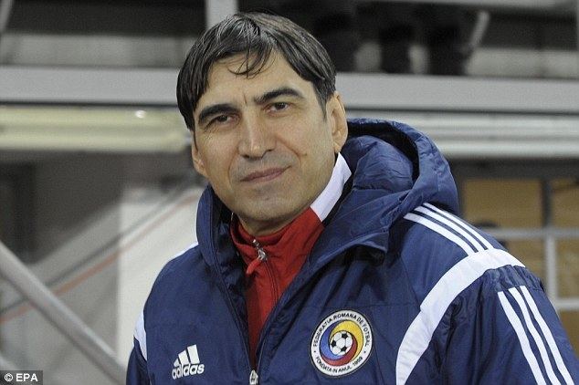 Victor Pițurcă Victor Piturca quits as Romania coach to join Saudi Arabian club Al