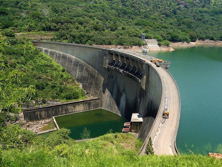 Victoria Dam (Sri Lanka)
